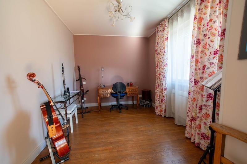 Propriété - 272 m² - 7 pièces