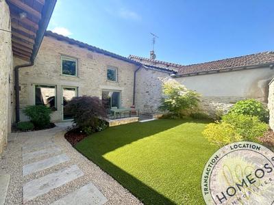 Maison de village - 179 m² - 5 pièces