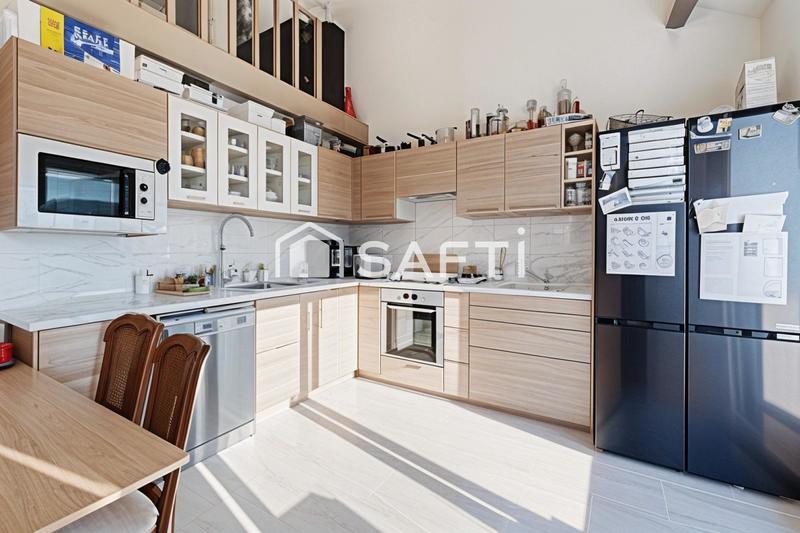 Maison - 229 m² - 6 pièces