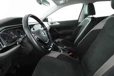Volkswagen Polo 1.0 Tsi Carat 110 ch