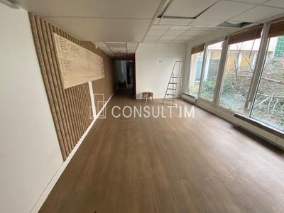 Bureau - 180 m²