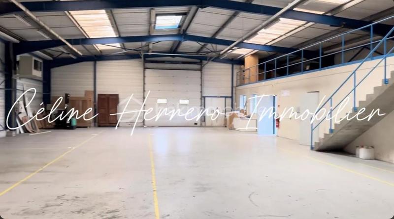 Local commercial - 490 m² - 7 pièces