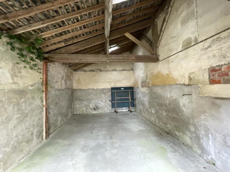 Maison - 222 m² - 10 pièces