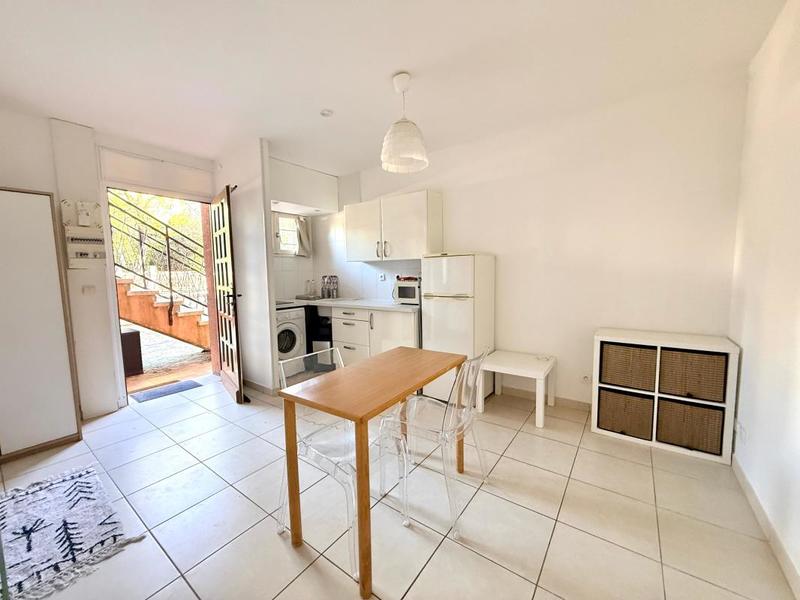 Maison - 214 m² - 12 pièces