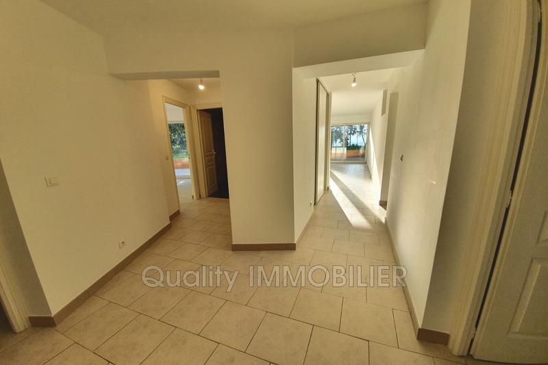 Appartement - 96 m² - 4 pièces