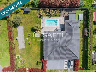 Maison - 122 m² - 4 pièces