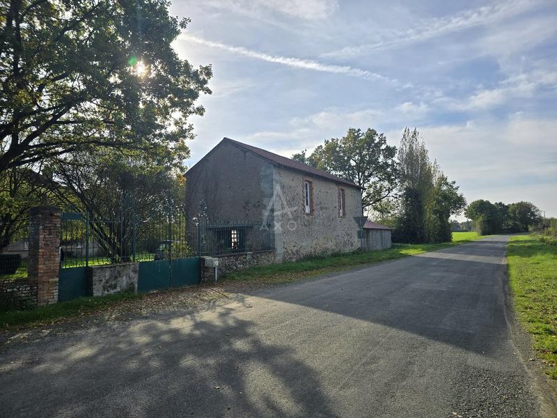 Maison - 232 m² - 11 pièces