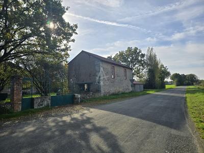 Maison - 232 m² - 11 pièces