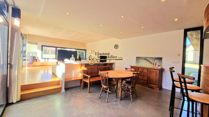 Maison - 141 m² - 5 pièces