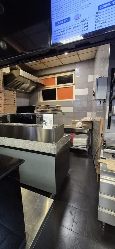 Local commercial - 97 m²