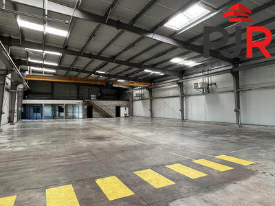 Local d'activités - 750 m²