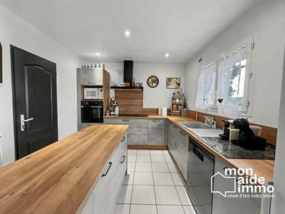 Maison - 80 m² - 4 pièces