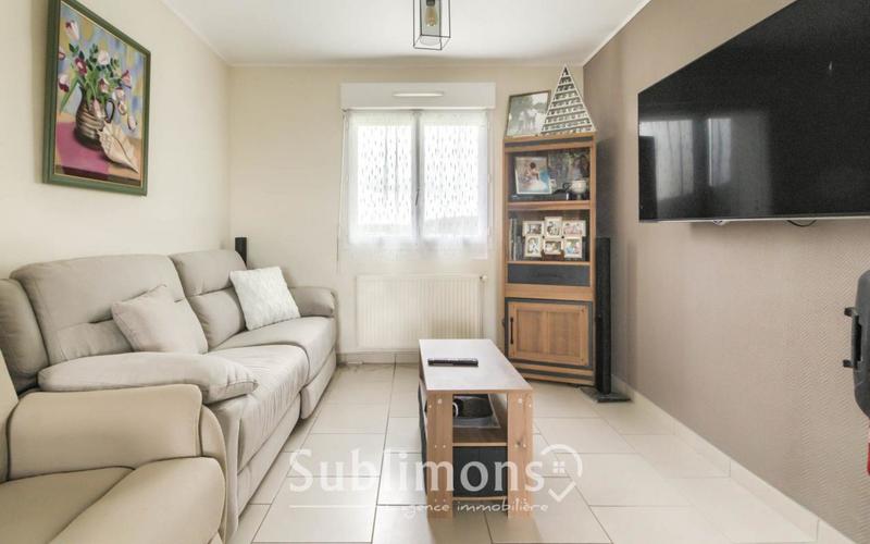 Maison traditionnelle - 96 m² - 6 pièces