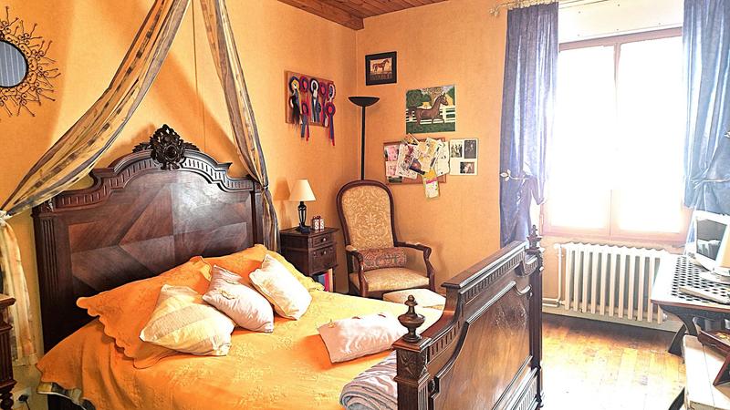 Maison ancienne - 156 m² - 6 pièces