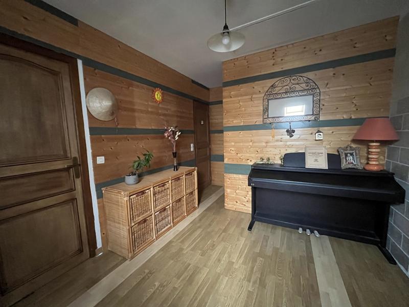 Maison traditionnelle - 171 m² - 7 pièces