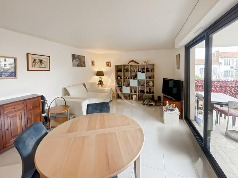 Appartement - 53 m² - 2 pièces