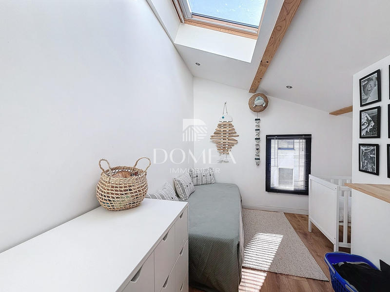 Appartement - 110 m² - 4 pièces