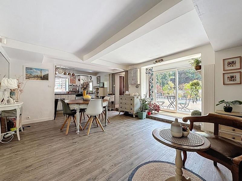 Maison - 120 m² - 5 pièces