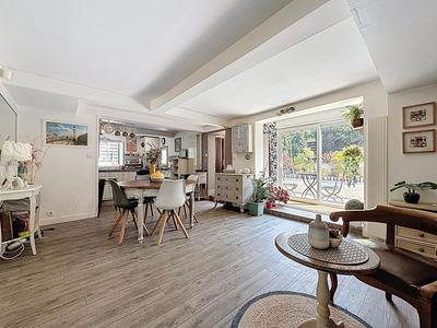 Maison - 120 m² - 5 pièces