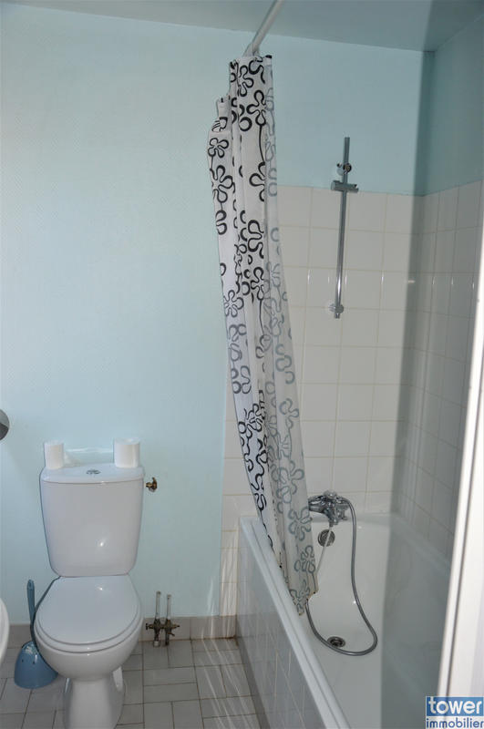 Maison - 300 m² - 13 pièces