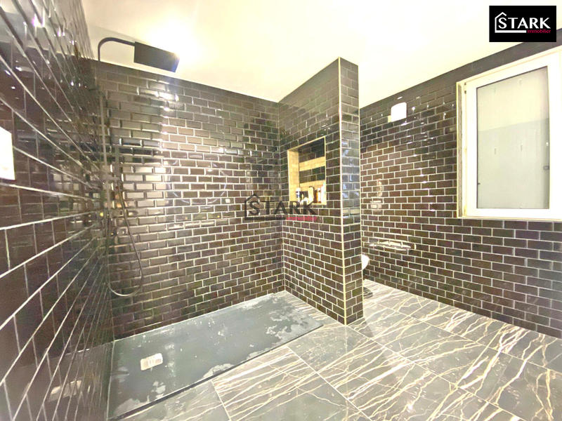 Appartement - 80 m² - 3 pièces