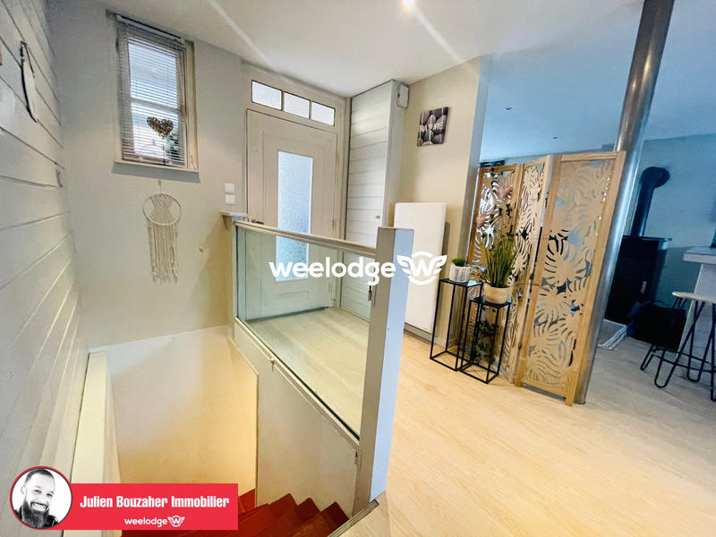 Maison - 93 m² - 5 pièces