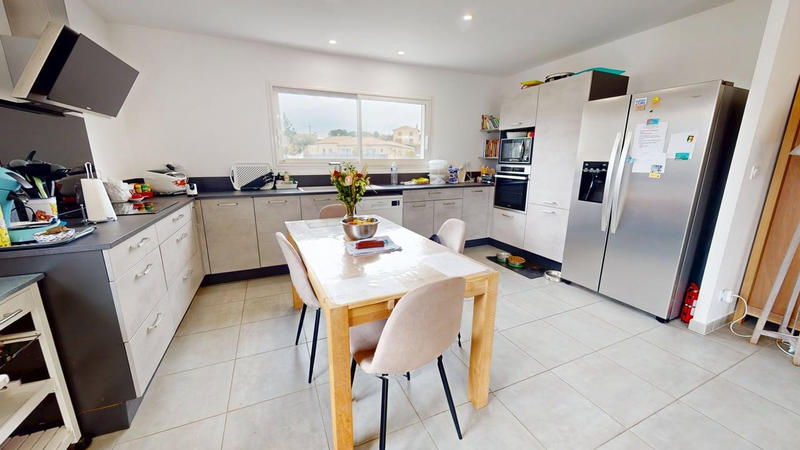 Maison - 107 m² - 5 pièces