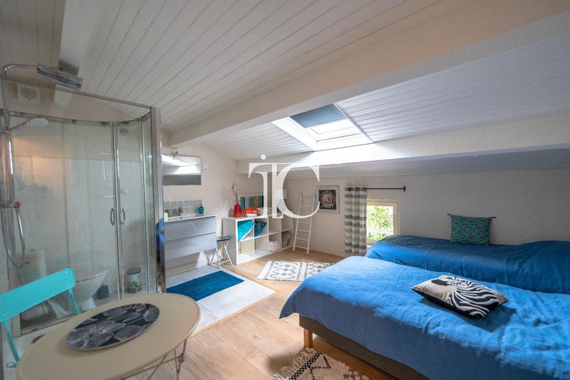 Maison - 178 m² - 7 pièces