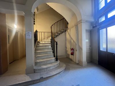 Appartement - 61 m² - 2 pièces