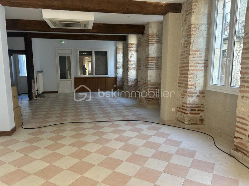 Maison de maîtres - 372 m² - 11 pièces