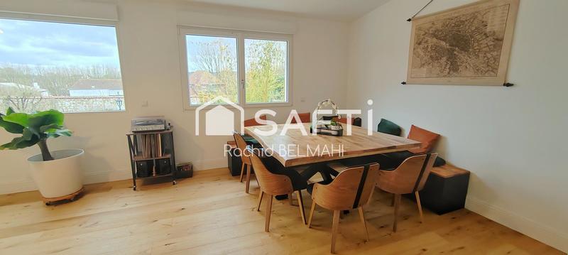 Maison - 300 m² - 7 pièces