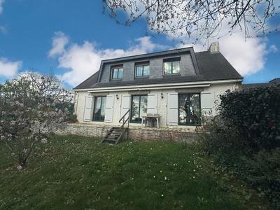 Maison - 133 m² - 6 pièces