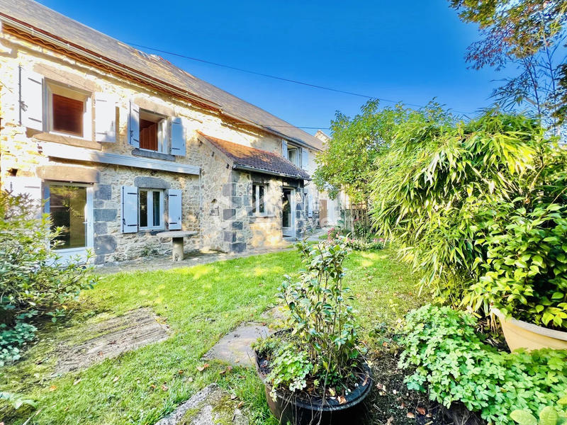 Maison ancienne - 159 m² - 7 pièces