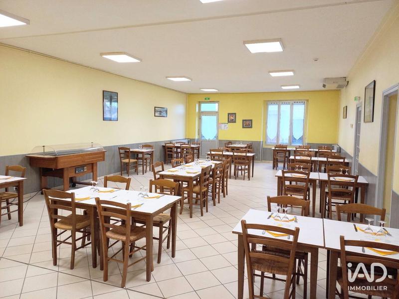 Local commercial - 403 m²