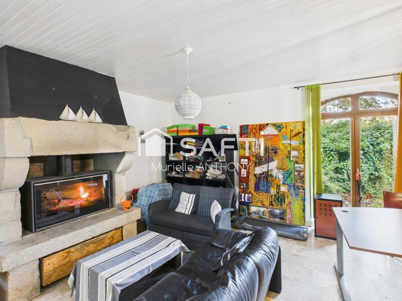 Propriété - 268 m² - 7 pièces