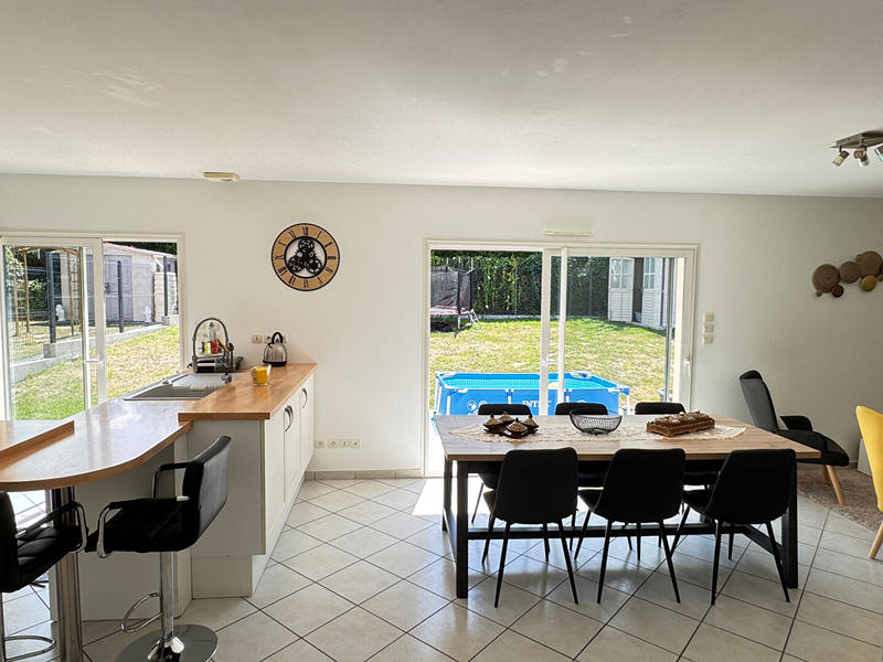 Maison - 98 m² - 4 pièces