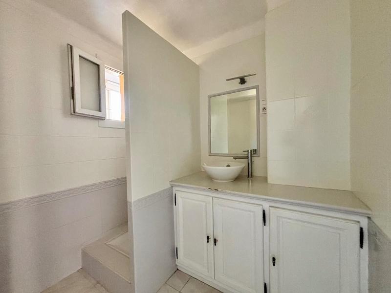 Appartement - 100 m² - 5 pièces