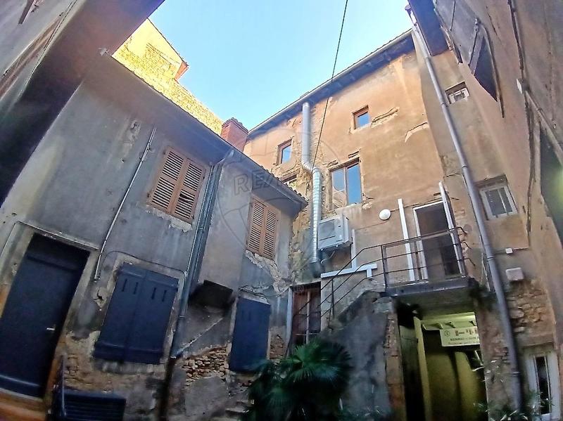 Appartement - 100 m² - 2 pièces