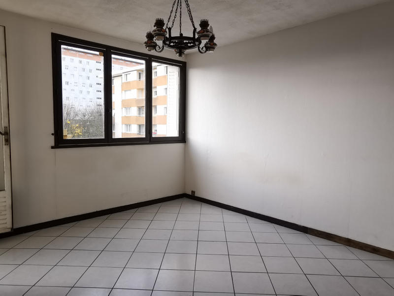 Appartement - 86 m² - 5 pièces