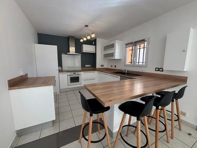 Appartement - 72 m² - 3 pièces