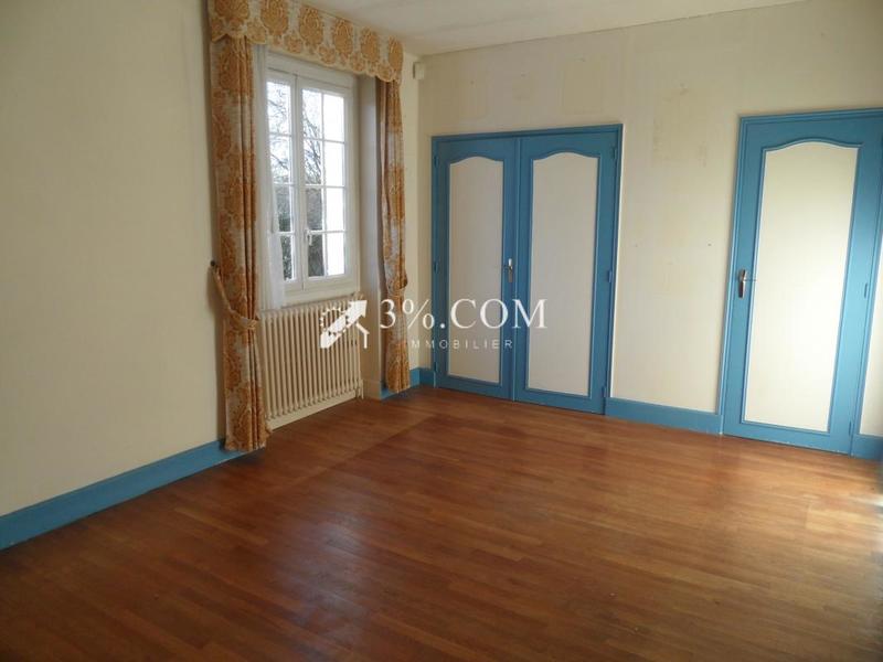 Propriété - 237 m² - 8 pièces