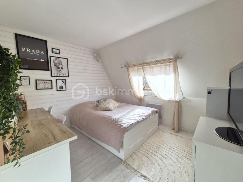 Maison - 102 m² - 6 pièces