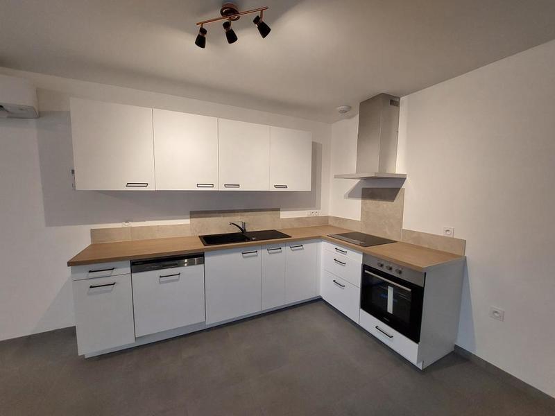 Maison - 94 m² - 4 pièces