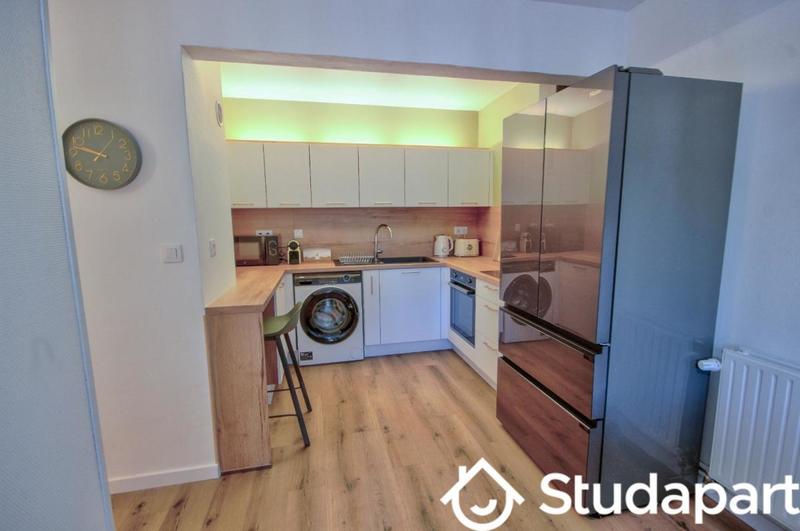 Chambre - 9 m² - 1 pièce