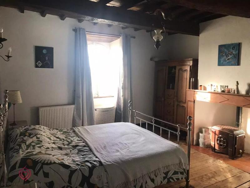 Propriété - 460 m² - 22 pièces