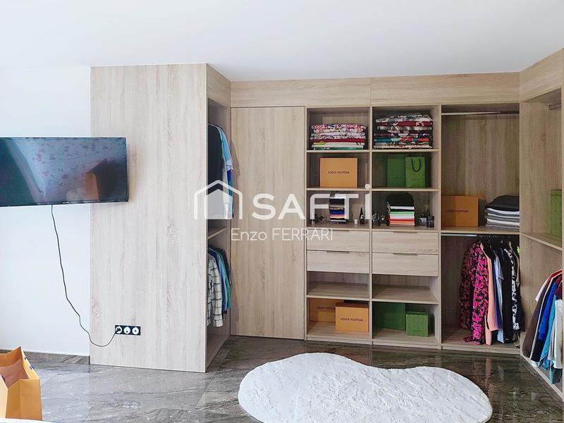 Villa - 220 m² - 6 pièces