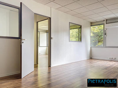 Bureau - 175 m²