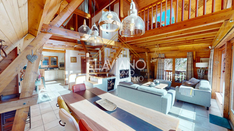 Maison - 147 m² - 7 pièces