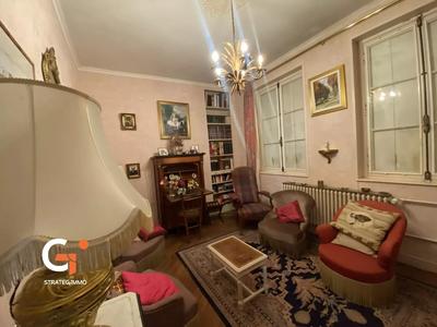 Maison - 190 m² - 7 pièces