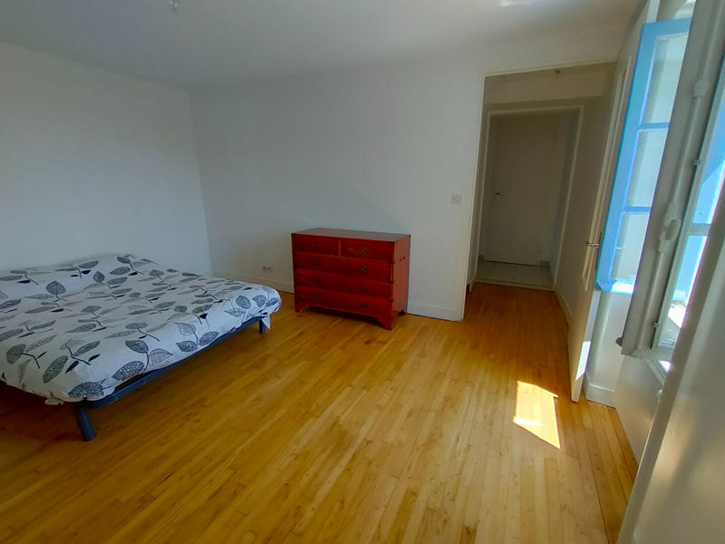 Maison - 80 m² - 5 pièces